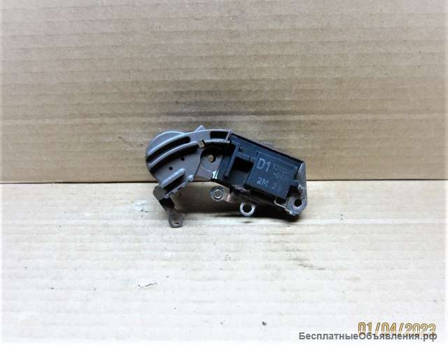 Регулятор напряжения генератора переменного тока - Toyota Hiace) RZH102V, 1RZ