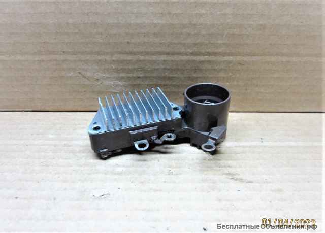 Регулятор напряжения генератора переменного тока - Toyota Hiace) RZH102V, 1RZ