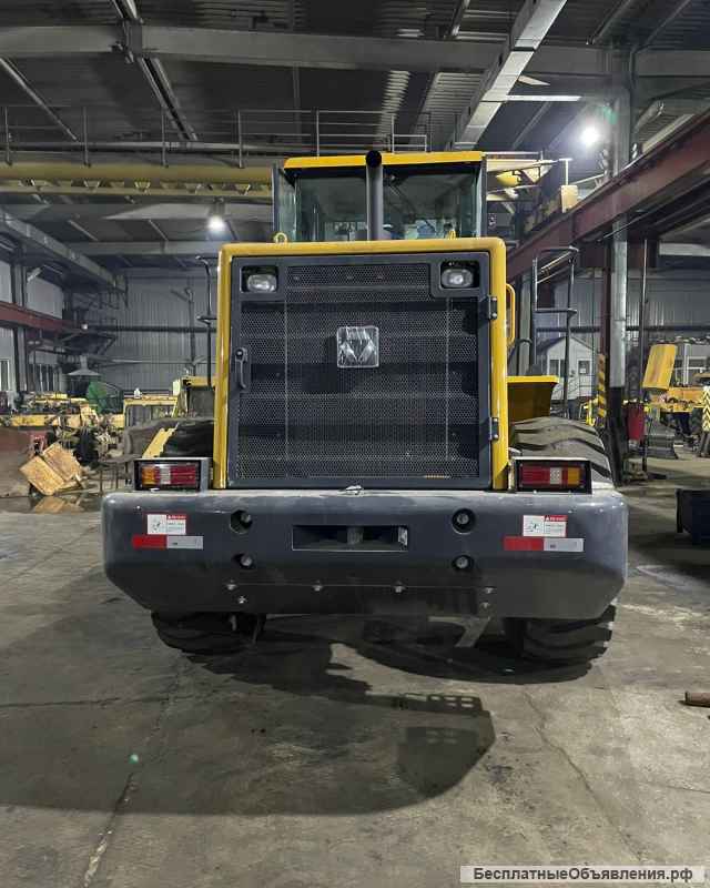 Фронтальный погрузчик XCMG ZL50GV ковш - 3,2 м3, г/п 5,5 тн, двигатель WD10G220E23, кондиционер