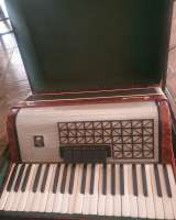 Аккордеон с футляром