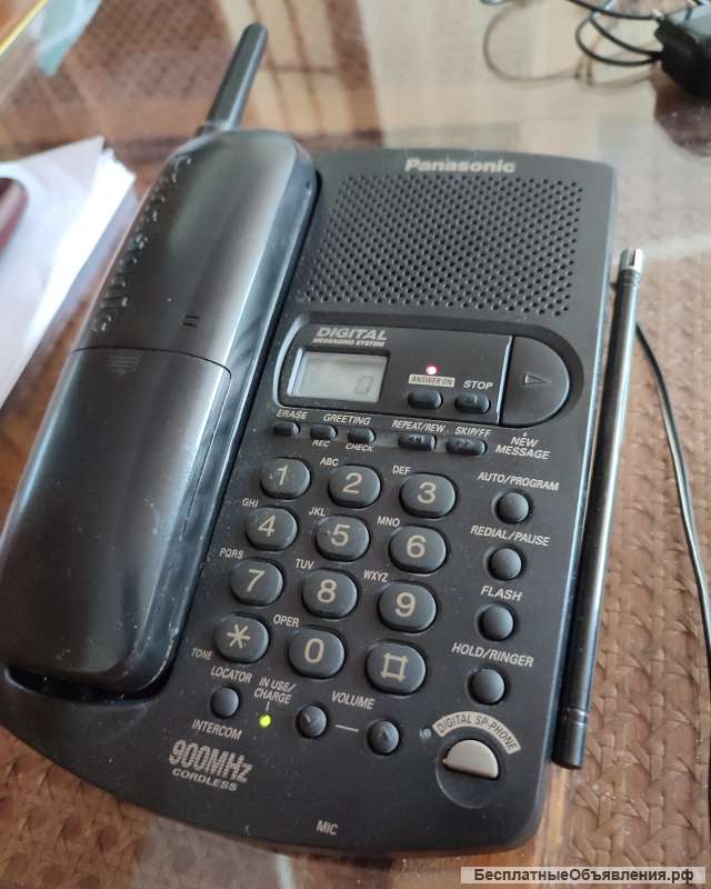 Радиотелефон Panasonic KX-TC1520B Малайзия, с цифровым автоответчиком