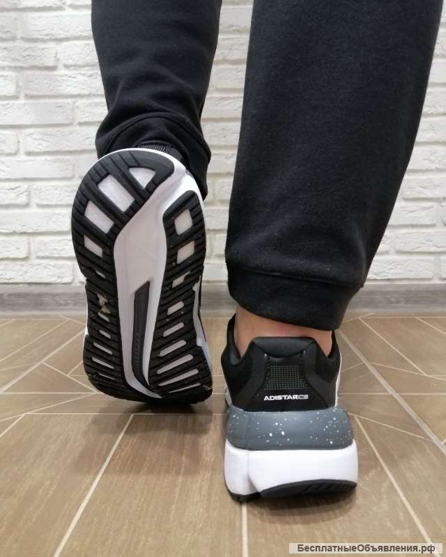 Летние кроссовки