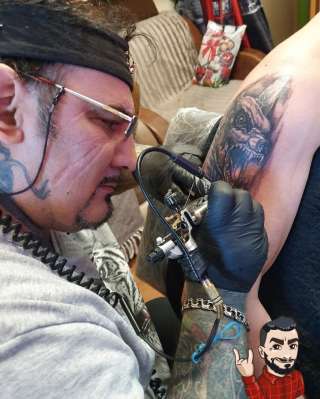 Тату на дому