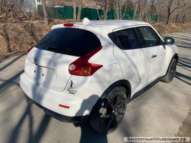 Nissan Juke, 2012 год во Владивостоке Двигатель бензин, 1.6 л Мощность 190 л.с., налог Коро
