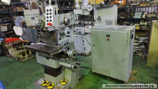 Широкоуниверсальный фрезерный станок 6Б75В