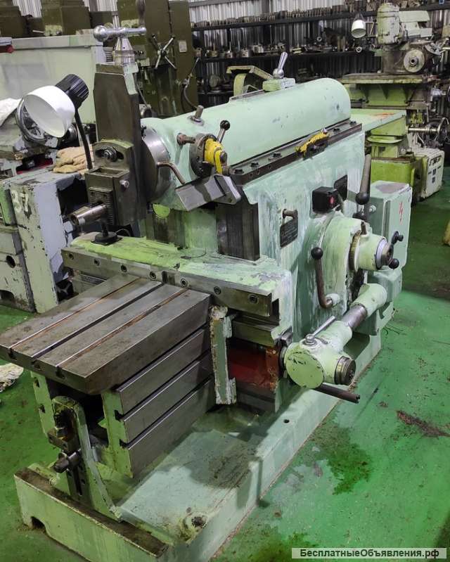 Поперечно-строгальный станок 7б35