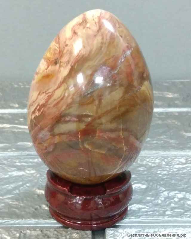 Вазы статуэтки из натуральной яшмы