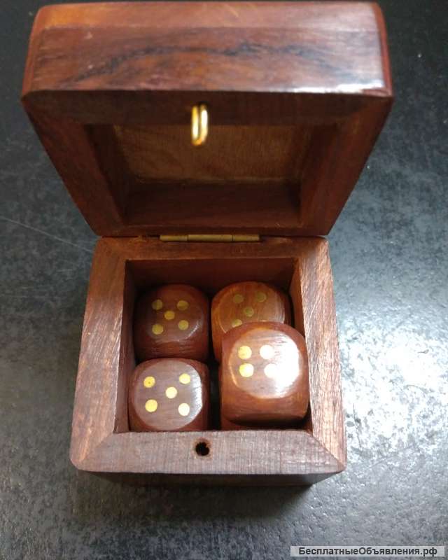 Кости и домино игры настольные