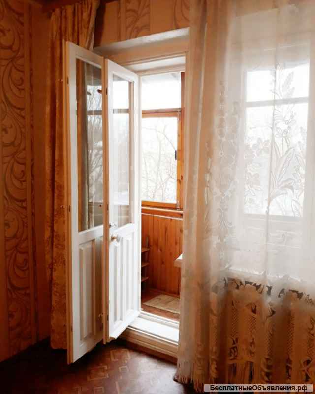 1- комн. квартиру ул. Крылова, 16