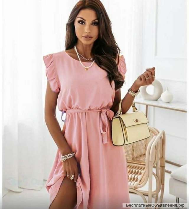 Платья женские новые