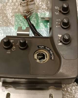 Блок переключателей Hitachi 4631128