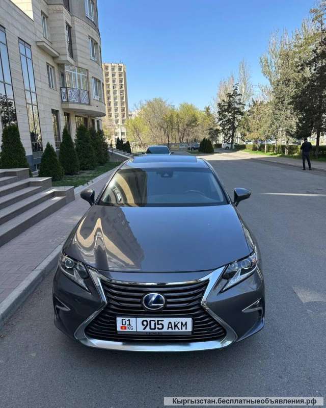 Лексус ЕС 2017 года Гибрид. Цена на неделю 26800 доллар