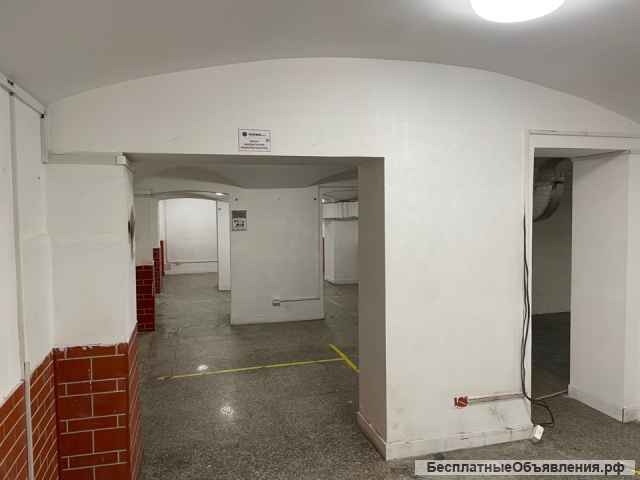 Стрит ритейл на Новослободской ул