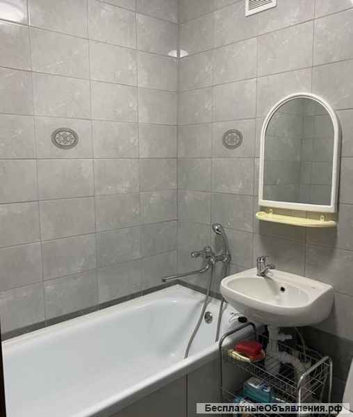 Сдаю 1к.кв. пр. Ленина 3/5кирп. 33м. ремонт