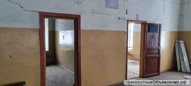 Здания с земельным участком