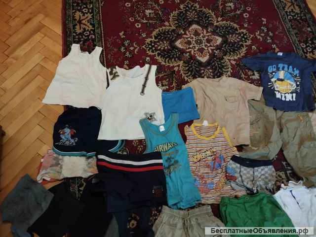 Разнообразная одежда для мальчика