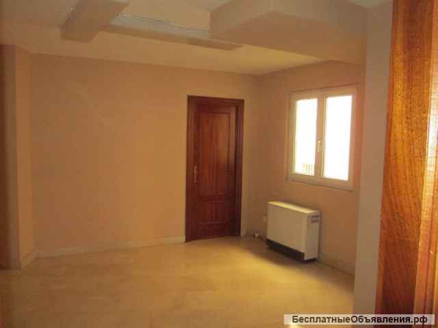 Коммерческое помещение с проектом под жилье в Паленсии. (Испания)