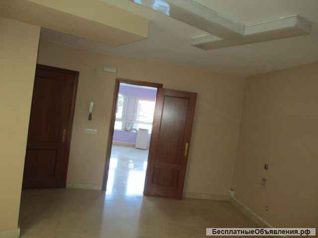 Коммерческое помещение с проектом под жилье в Паленсии. (Испания)