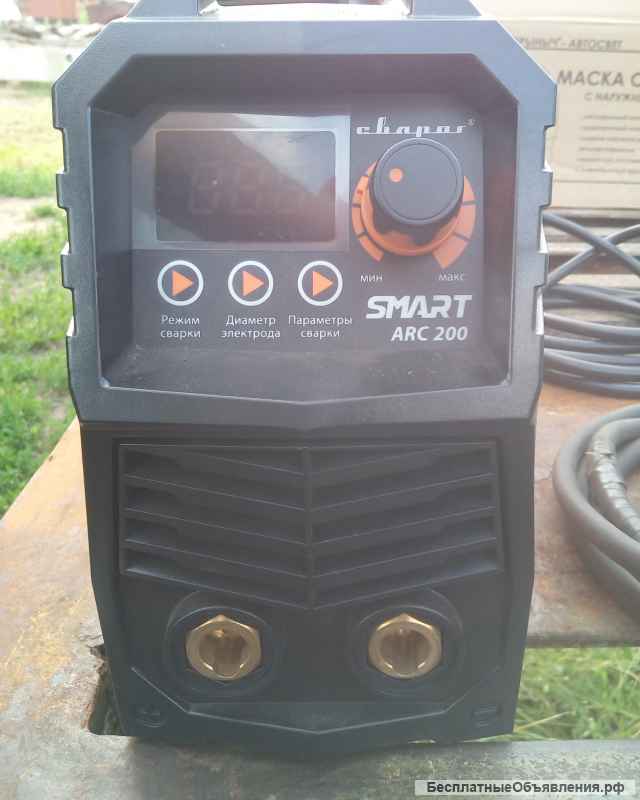 Сварочный инвертор REAL SMART ARC 200