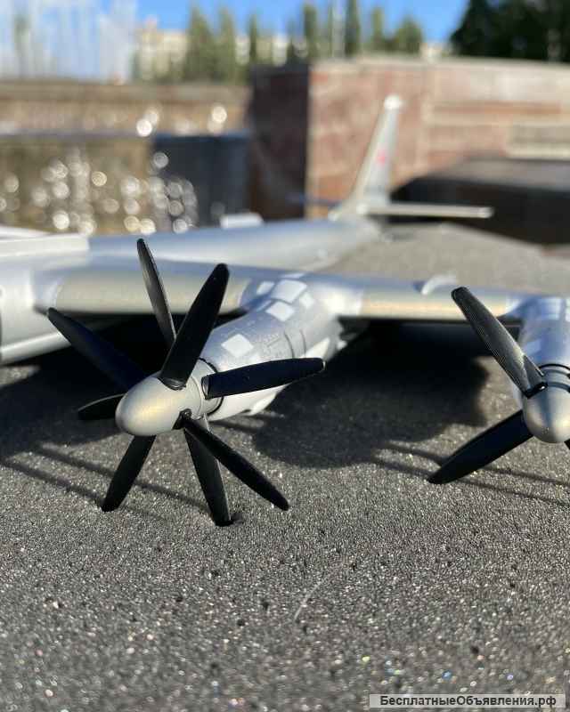 Самолет ТУ-95