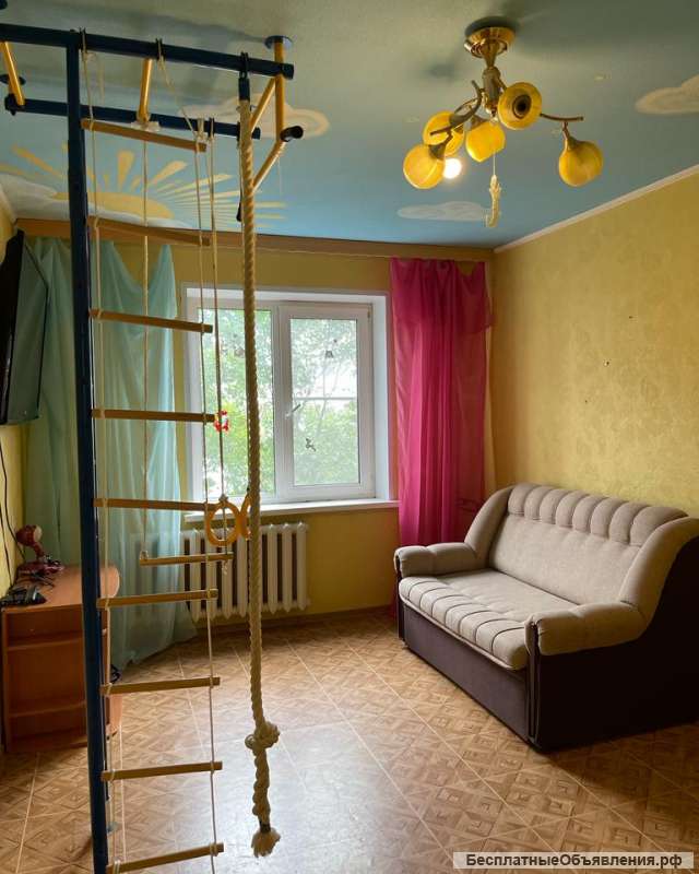 Сдам 2-комн. кв. 54 кв. м улучшенной планировки, ул. Аристарха Макарова, 1/5 эт. (137 серия).