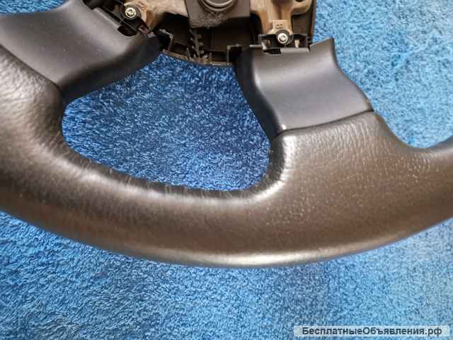 QTB000951PVA Руль Range Rover Vogue 2002-2012 кожа/обогрев оригинальный