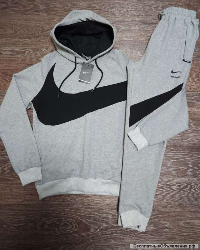 Спортивный костюм Nike