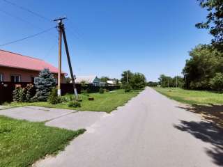 Участок, 22,0 сотки, п. Красный, ул. Островского, рядом с озером.