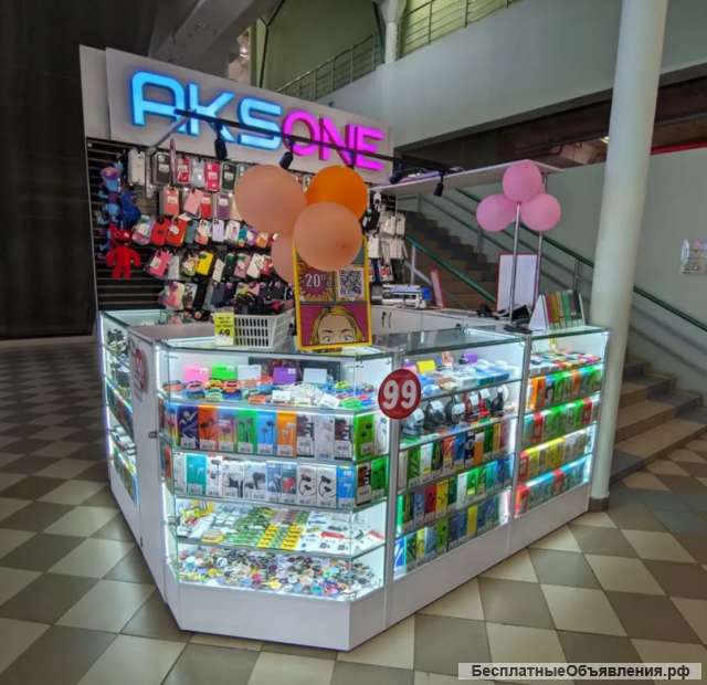 Витрины со светом 85*125*40см + Комод