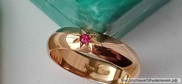 Золотое кольцо 583 пробы 10,5 грам, с драг. камнем