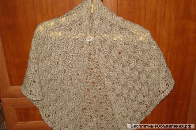 Шаль-бактус ручной работы