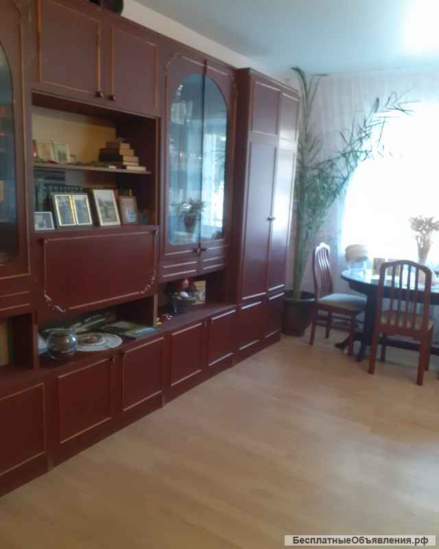 Дом с земельным участком