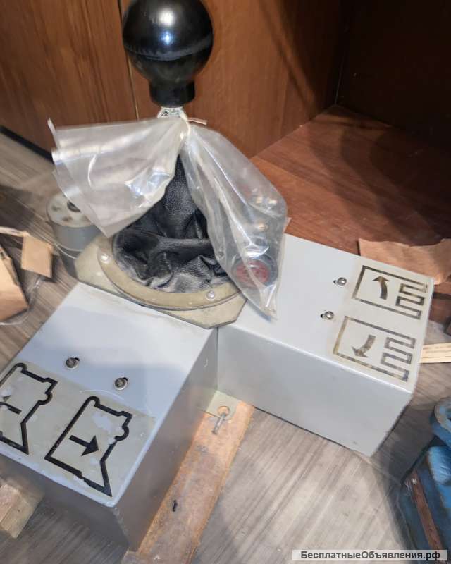 Командоконтроллер жвеи 6бс 383.241-00