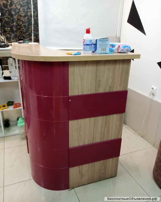 Стойка для продавца