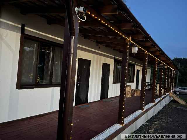 Зона отдыха на берегу озера