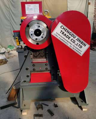 Многофункциональный аппарат для штамповки и резки