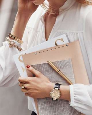 Помощник на документы