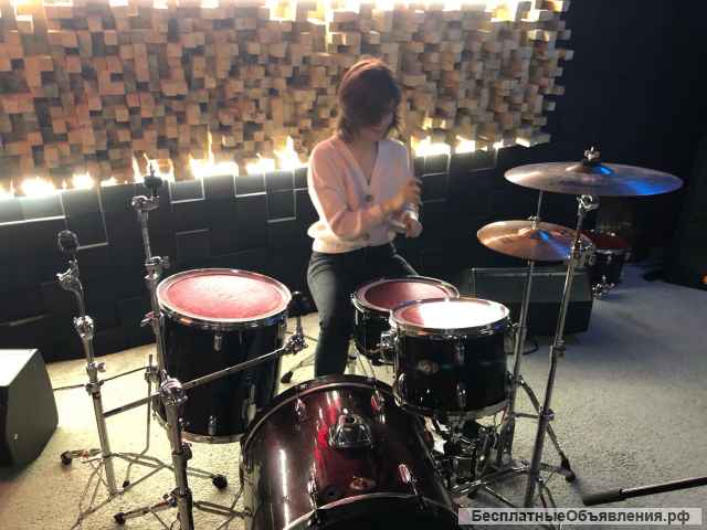 Обучение игре на барабанах