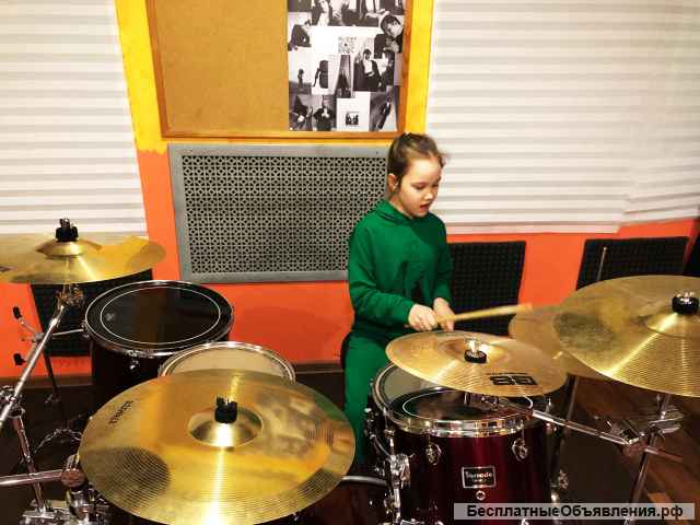 Обучение игре на барабанах