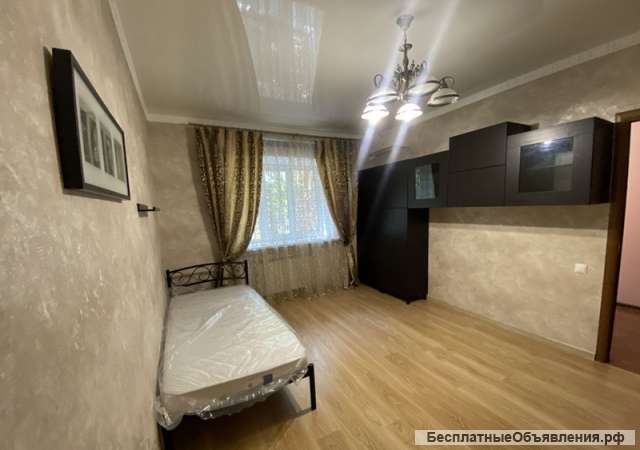 Сдаю 1к.кв. пр. Ленина 1/4кирп. 36м. ремонт