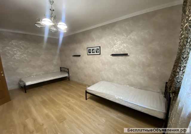 Сдаю 1к.кв. пр. Ленина 1/4кирп. 36м. ремонт