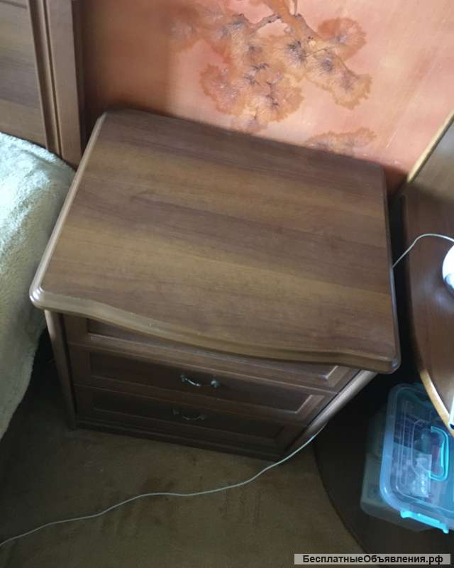 Не дорого КРОВАТЬ с тумбочками