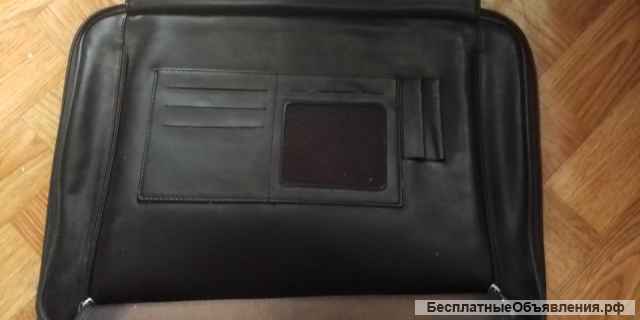 Элегантный портфель и машинка для стрижки