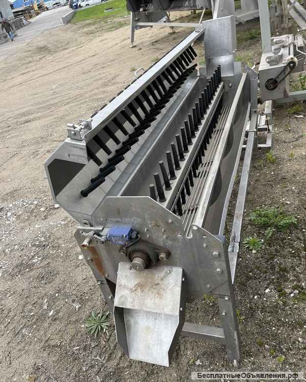 Машина Stork для очистки ног птицы