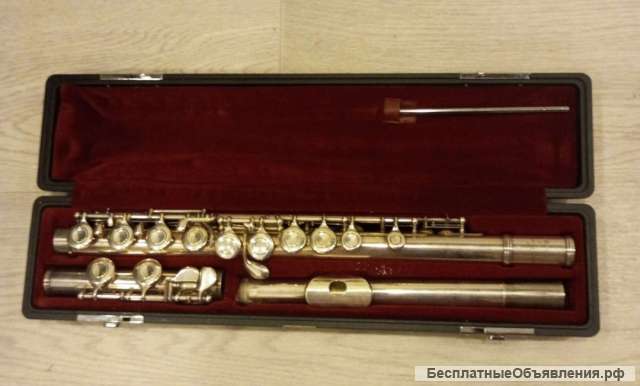 Музыкальный инструмент Флейта Ямаха
