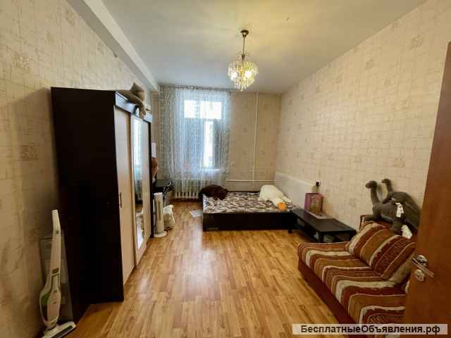 2-комн. кв. 67.4 кв. м в самом центре города возле Красной площади, Ленинградское шоссе, 3/5 эт.
