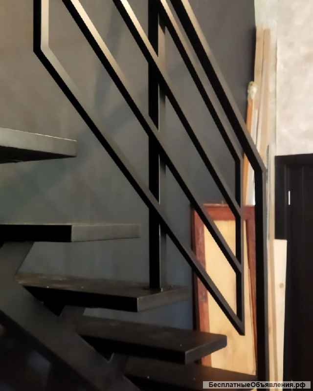 Металлический каркас для лестниц