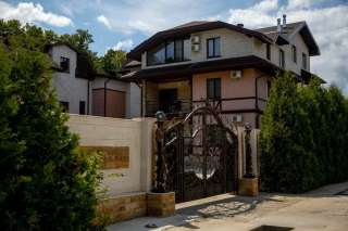 Апарт-отель "Домашняя усадьба" в Горячем ключе