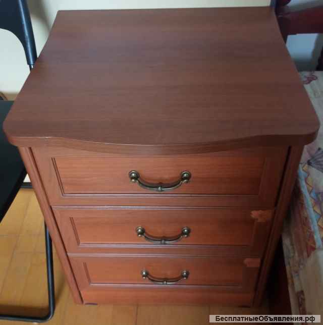 Кровать 160/200, матрас и две тумбы