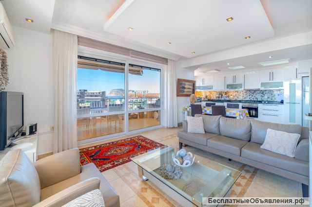 Роскошный пентхаус с видом на море